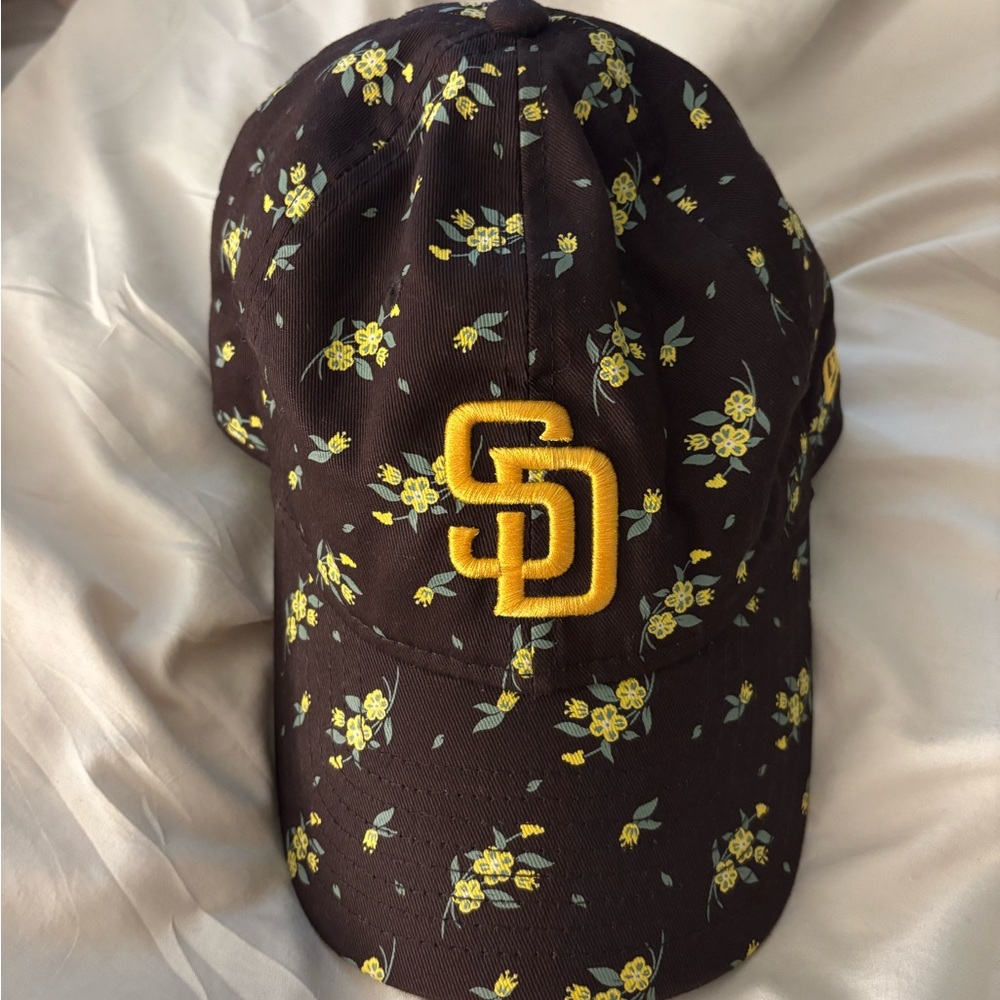 SD Padres Floral Baseball Cap